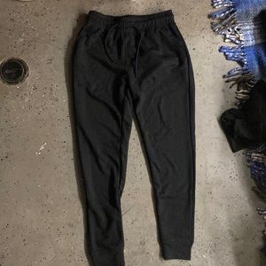 contour size small black sweat pants
